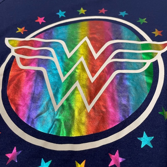 Wonder Woman Girl’s T-Shirt with Rainbow Logo - Picture 4 of 4